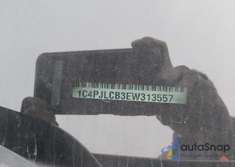 2014 Jeep Cherokee Latitude z USA, uszkodzony, nr VIN 1C4PJLCB3EW313557